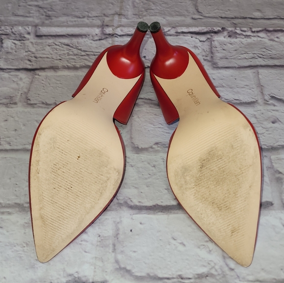 Calvin Klein Women's Red Pump 👠 - Picture 6 of 8